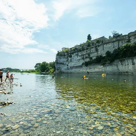 別荘 Au Pieds Des Gorges De L'ardeche *