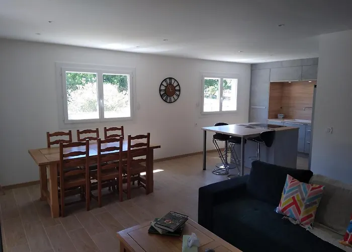 Casa de Férias Au Pieds Des Gorges De L'ardeche *