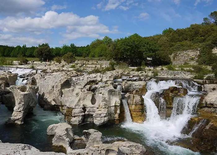 Au Pieds Des Gorges De L'ardeche * Laval-Saint-Roman